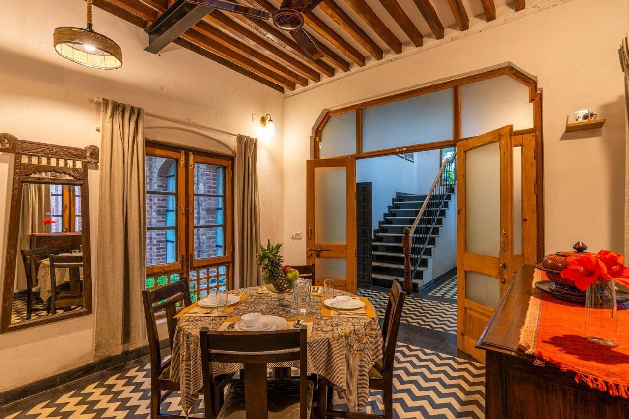 Stayvista'S Peepal Haveli - Rustic Kothi With Terrace, Breathtaking View & Bonfire Narainpur  Екстериор снимка